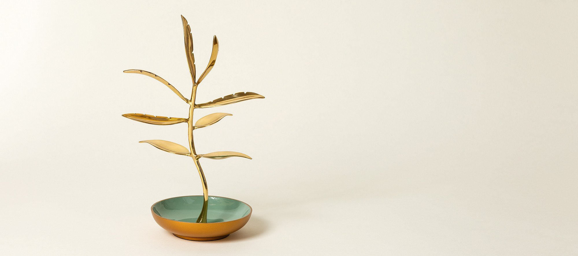 Leaf Green & Gold Metal Jewellery Stand | Oliver Bonas