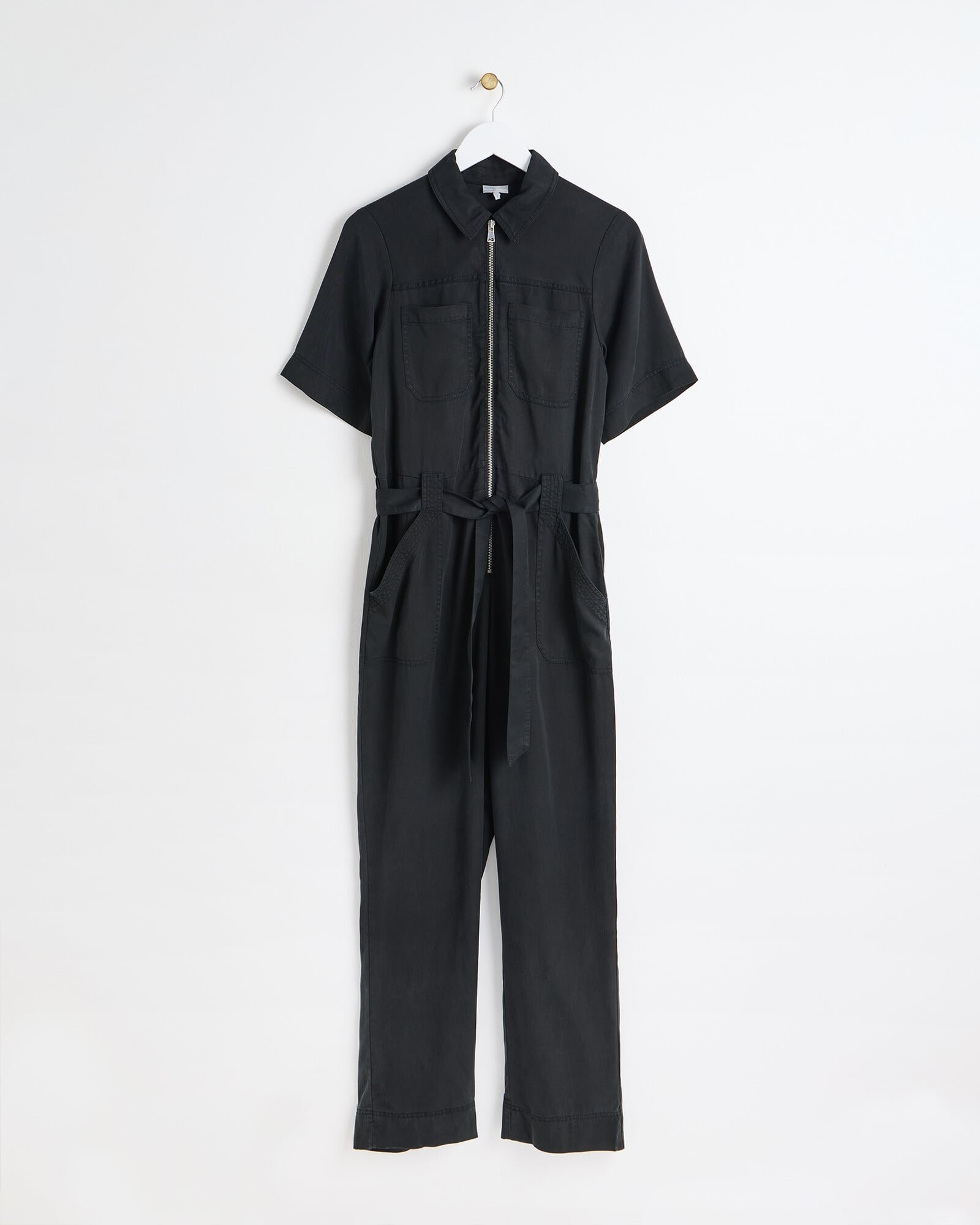 【Lapiis】BELTED ZIP UP JUMPSUIT BLACK Black Utility Zip Up Jumpsuit with Belt | Oliver Bonas