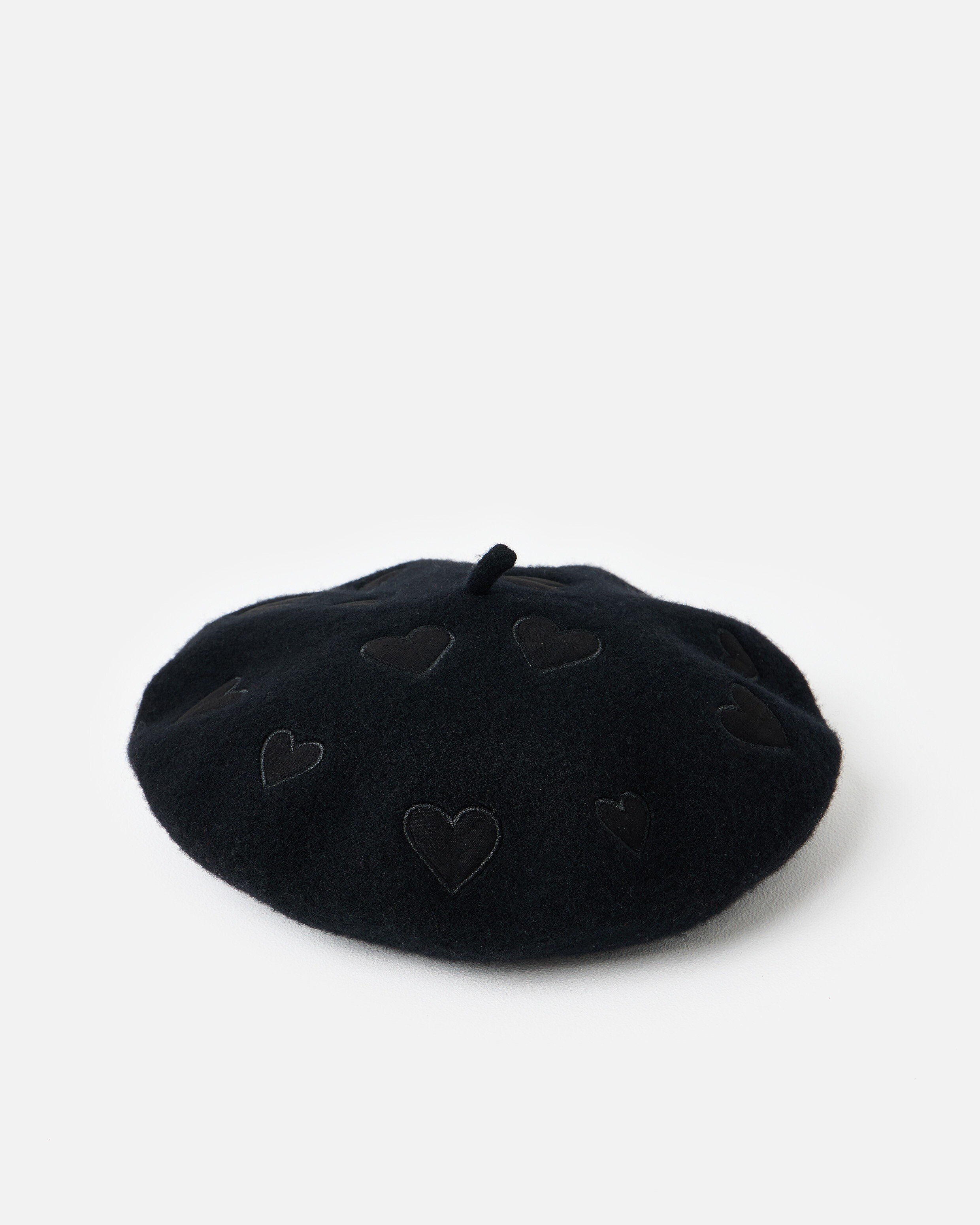 Black Heart Knitted Beret Hat | Oliver Bonas