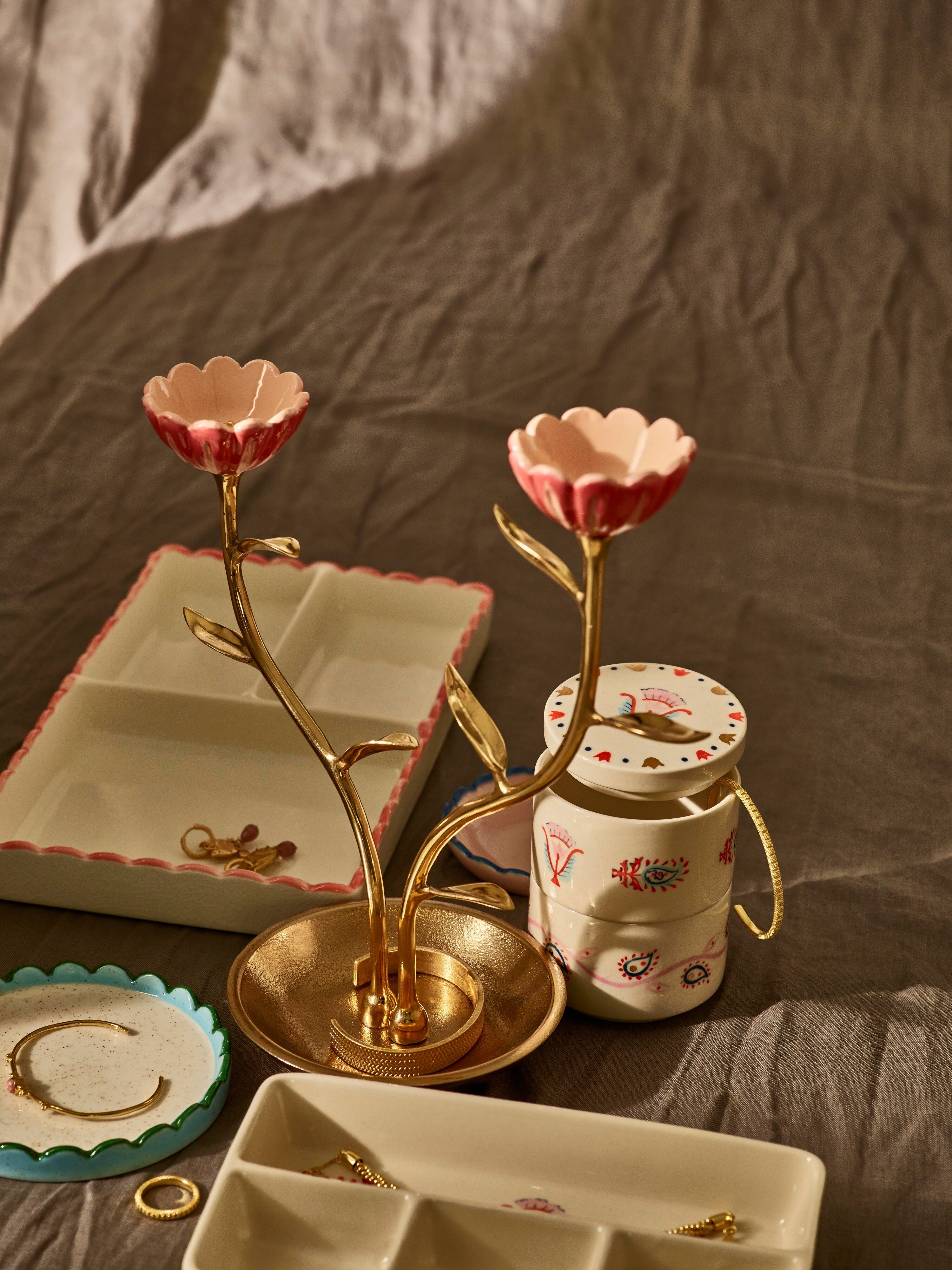 Flower Gold Metal Jewellery Stand | Oliver Bonas IE